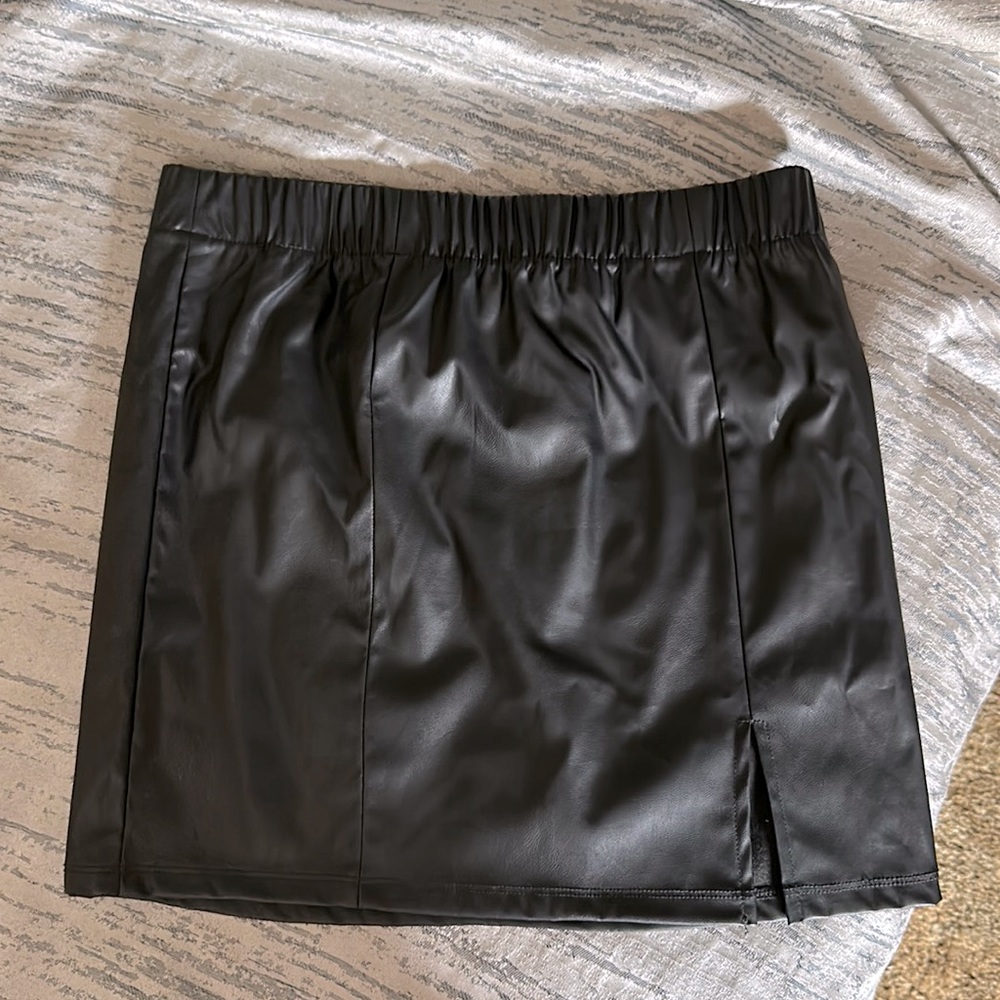 Leather mini skirt Size Large runs small fits like a medium